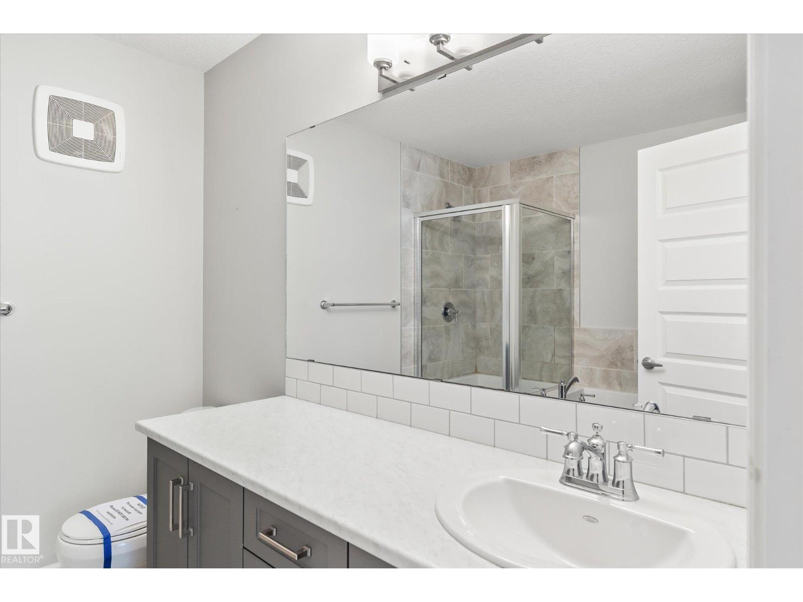 Photo 20 of 6461 King Wd Sw, Edmonton AB