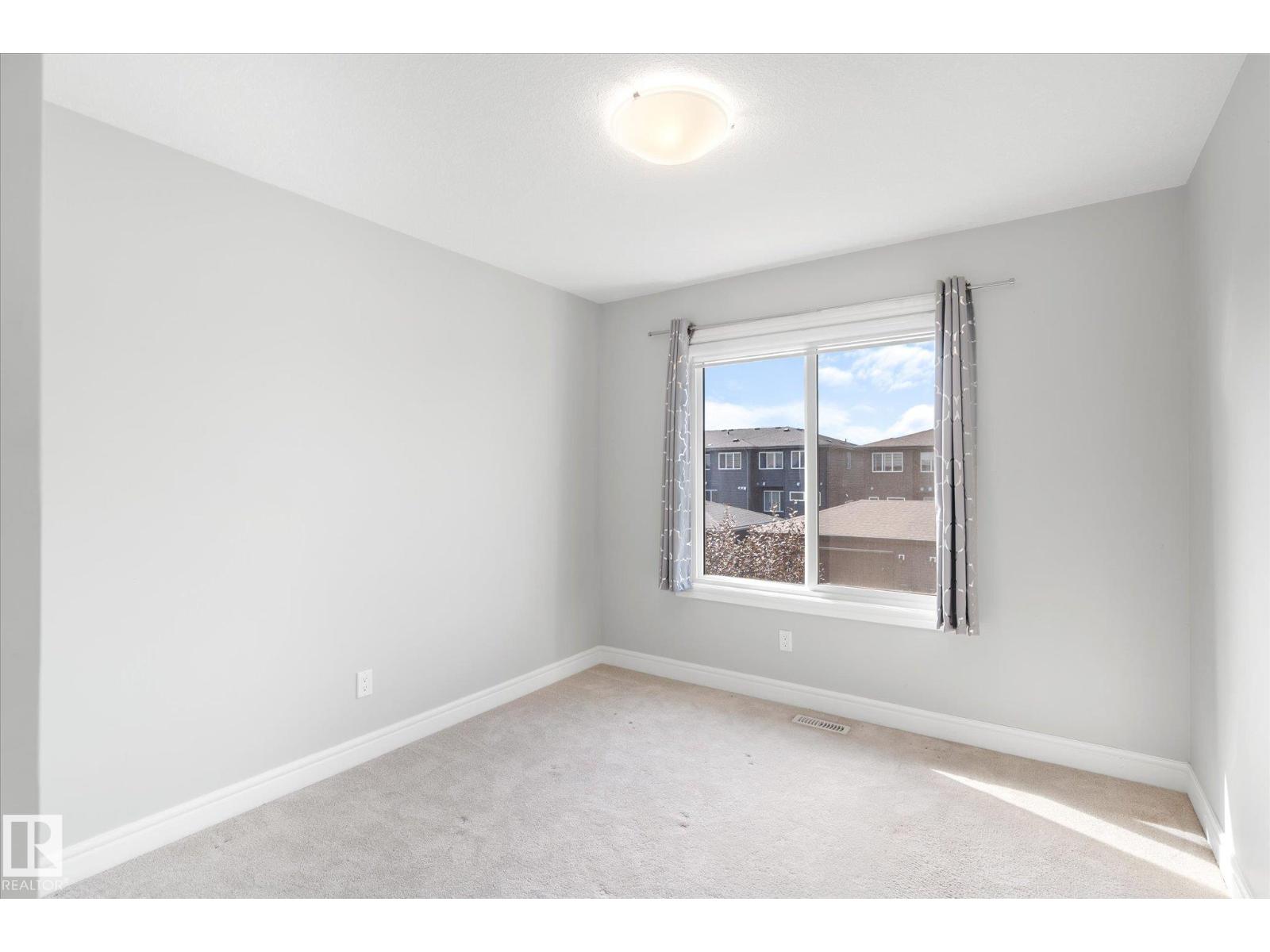 Photo 26 of 6461 King Wd Sw, Edmonton AB