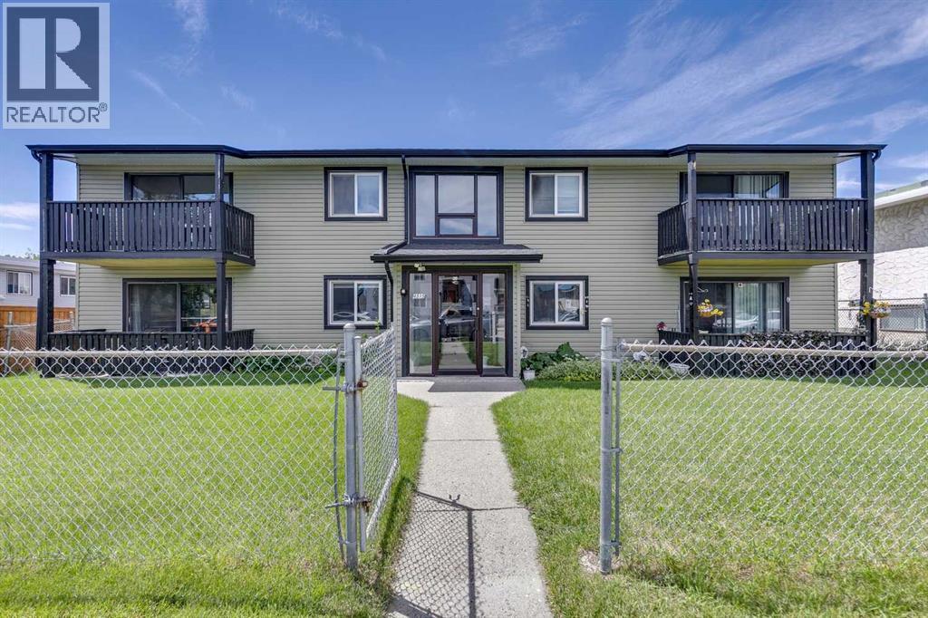 Multi-family House for Sale in   Street NW Bowness Calgary 