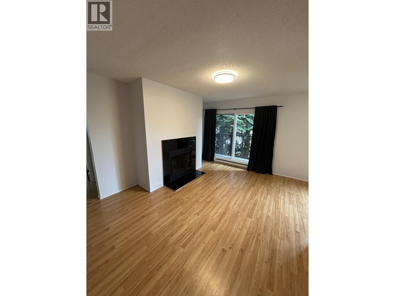 Photo 8 of 206 620 Blackford Street, New Westminster BC