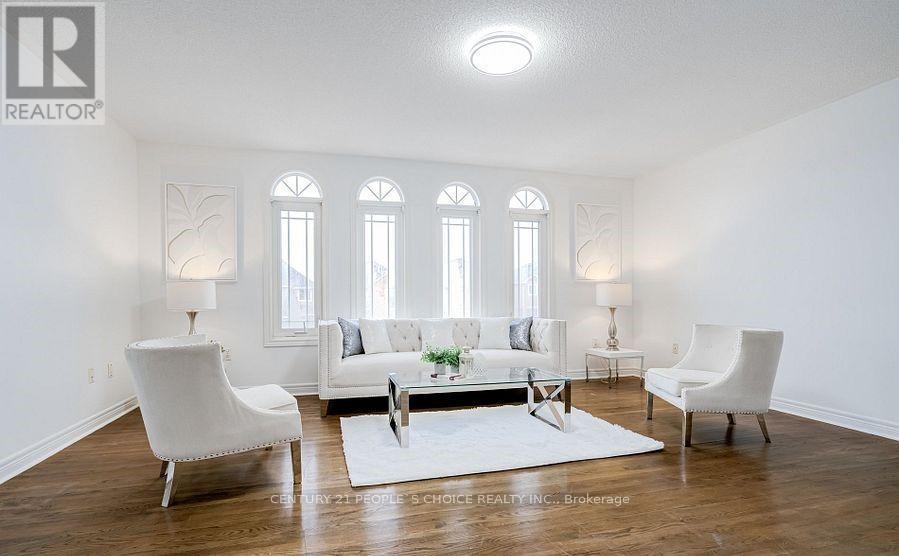 Photo 11 of 3744 Althorpe Circle, Mississauga ON