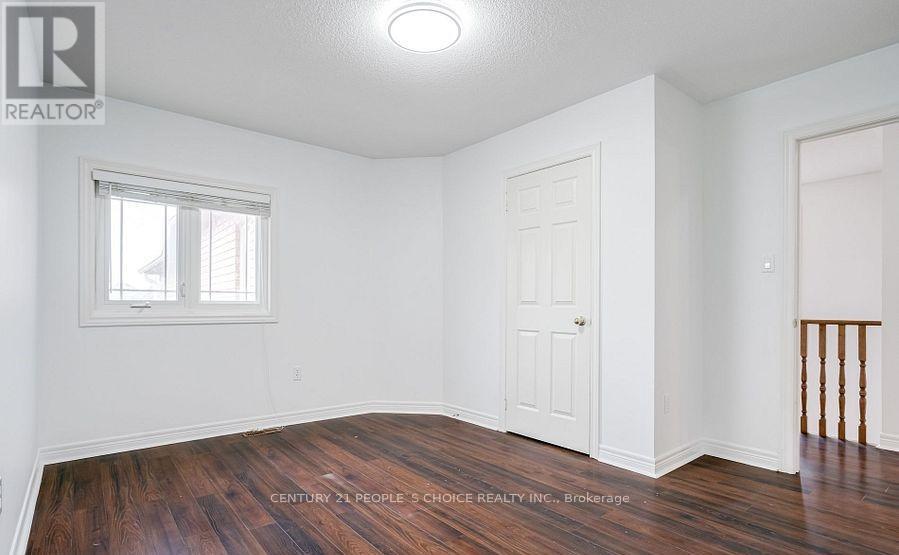 Photo 23 of 3744 Althorpe Circle, Mississauga ON