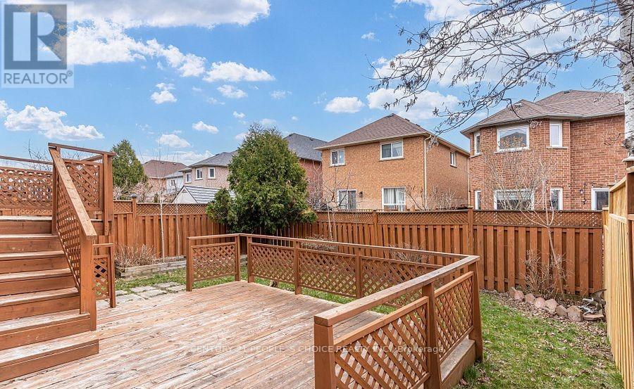 Photo 17 of 3744 Althorpe Circle, Mississauga ON
