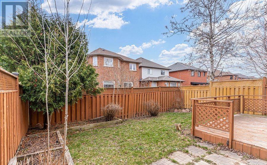 Photo 18 of 3744 Althorpe Circle, Mississauga ON