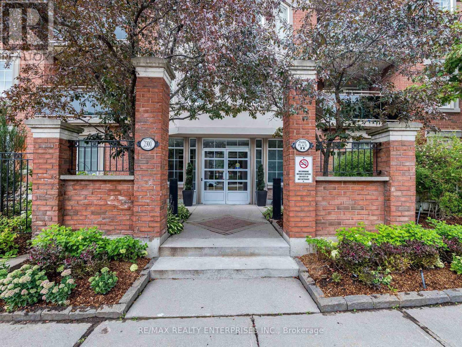 Photo 43 of 303 2300 Parkhaven Boulevard, Oakville ON
