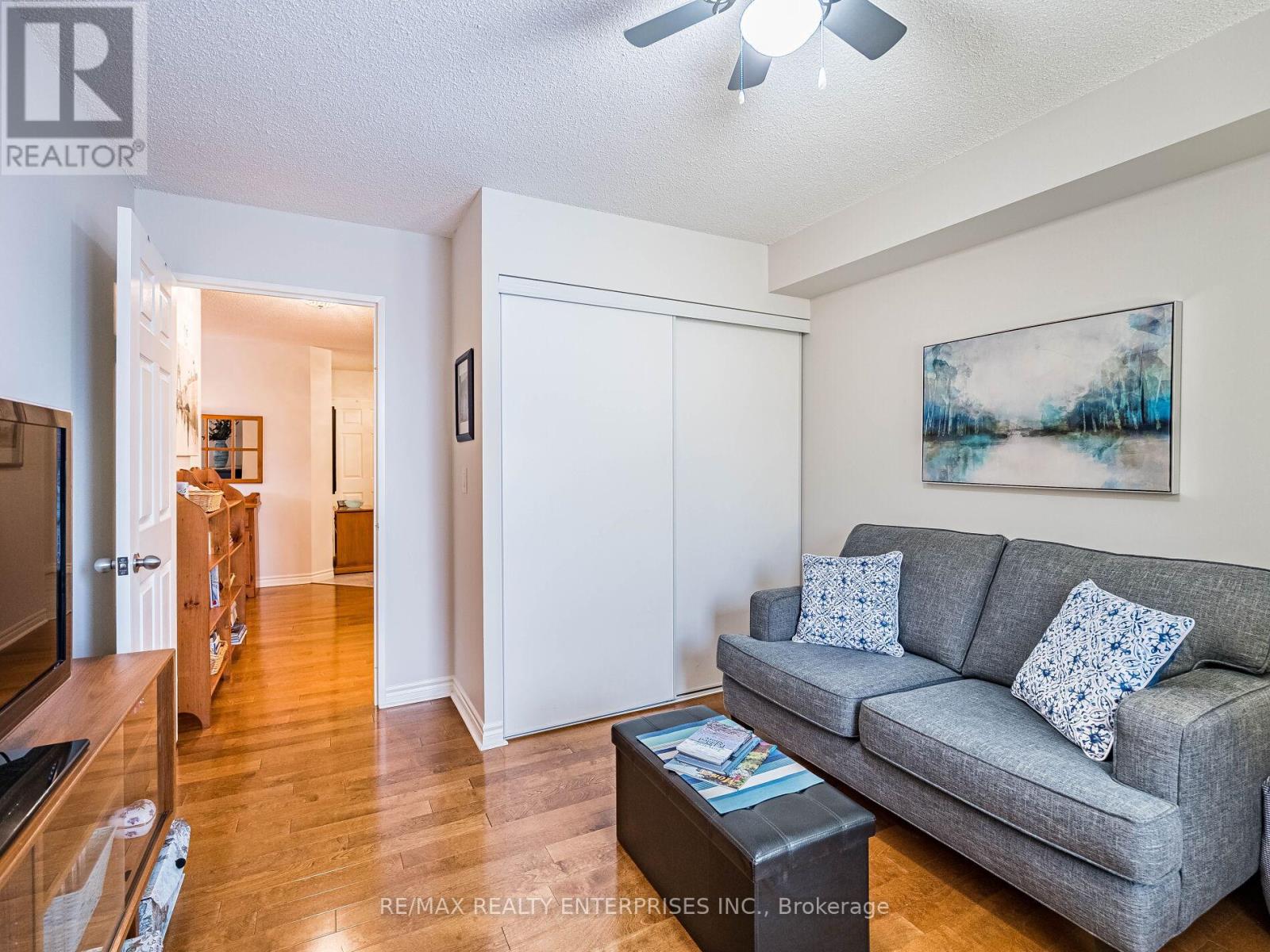 Photo 39 of 303 2300 Parkhaven Boulevard, Oakville ON
