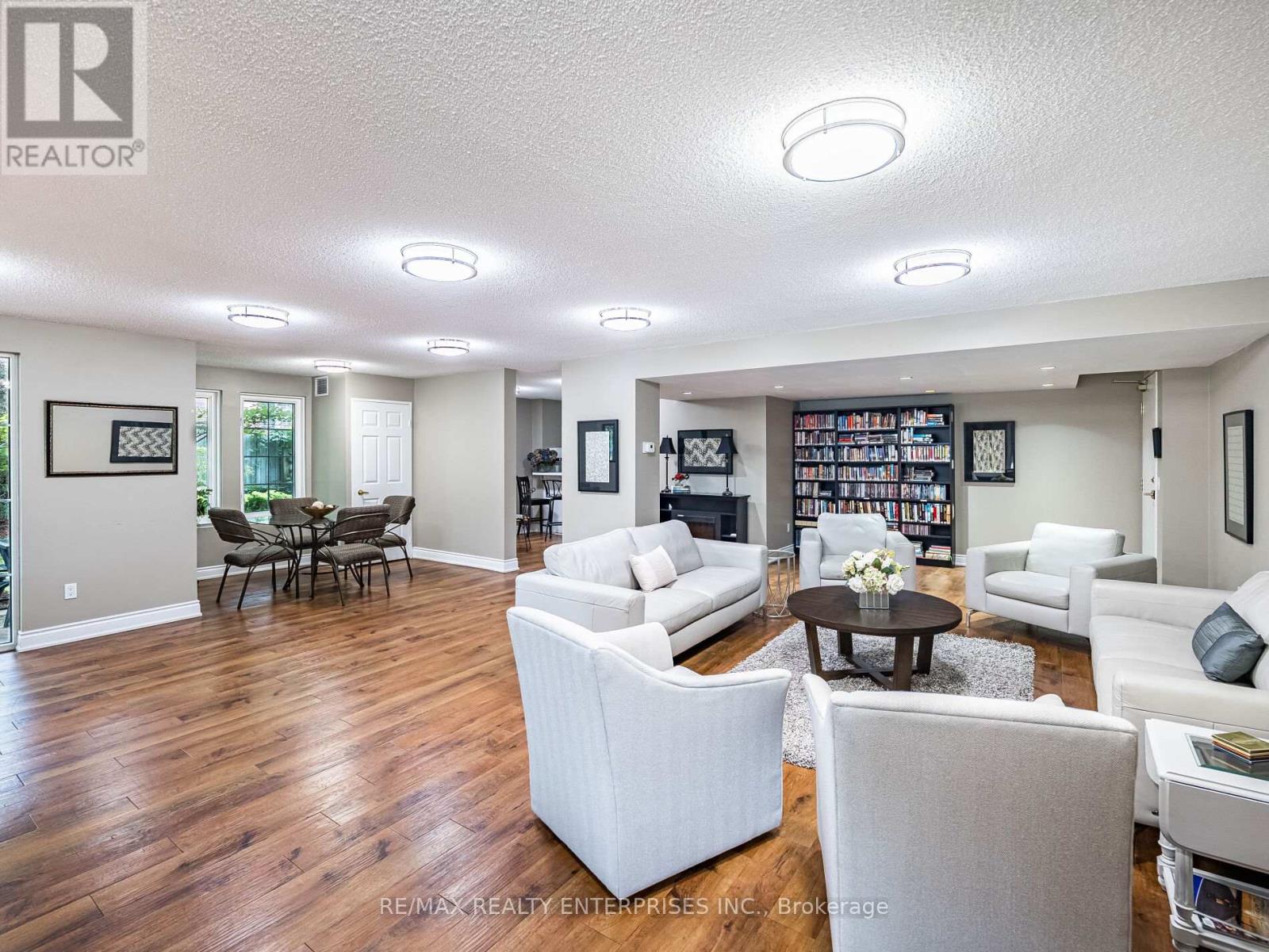 Photo 34 of 303 2300 Parkhaven Boulevard, Oakville ON