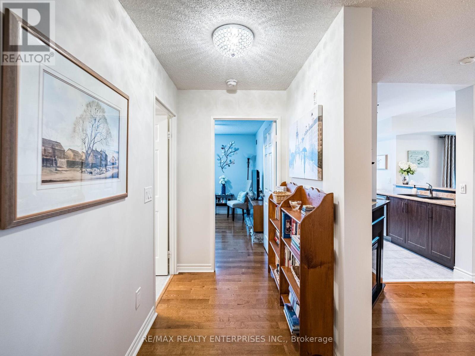 Photo 19 of 303 2300 Parkhaven Boulevard, Oakville ON