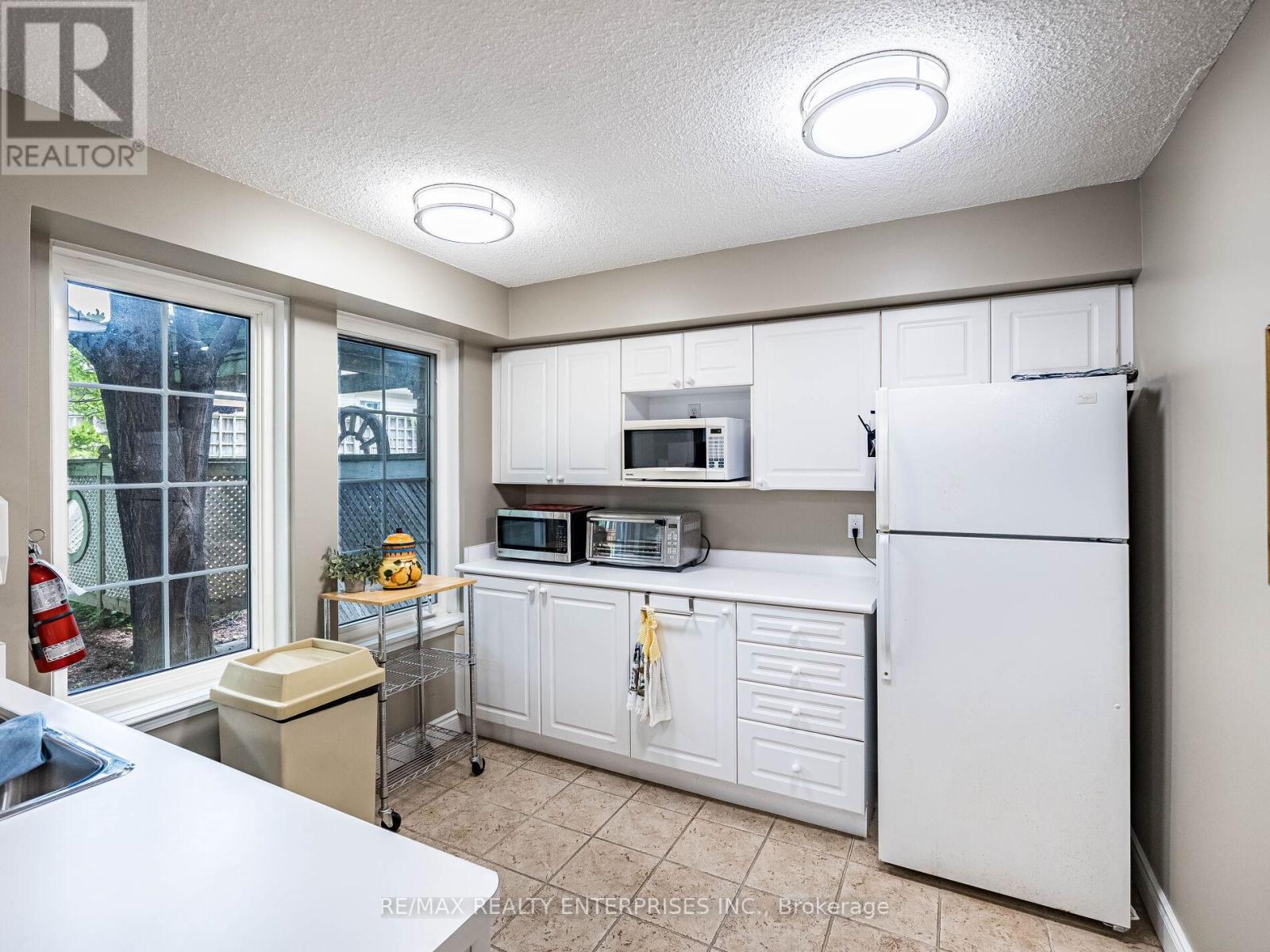 Photo 47 of 303 2300 Parkhaven Boulevard, Oakville ON