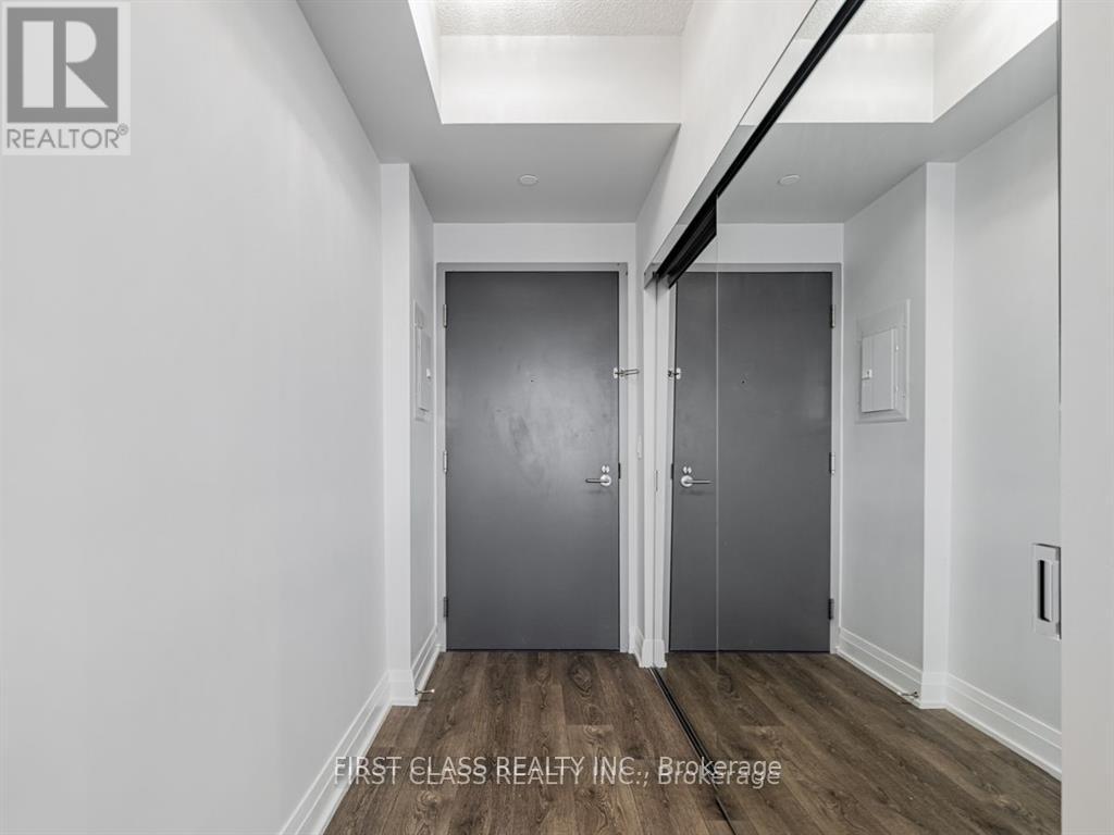 Photo 15 of 1003 36 Forest Manor Road, Toronto ON