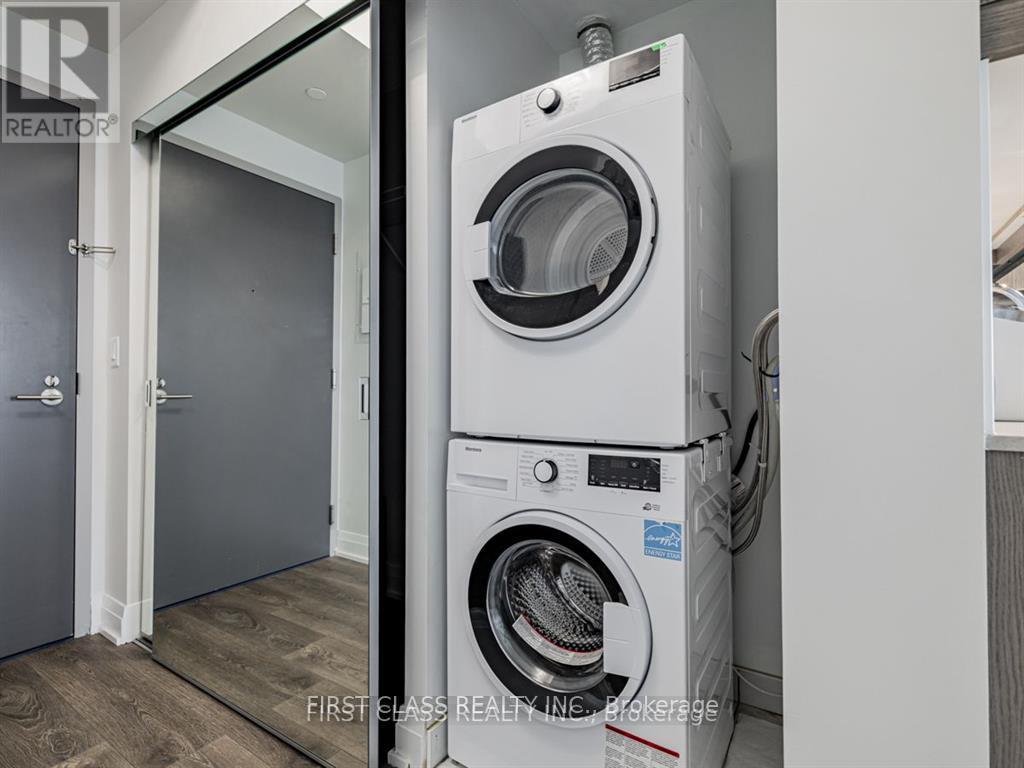 Photo 24 of 1003 36 Forest Manor Road, Toronto ON