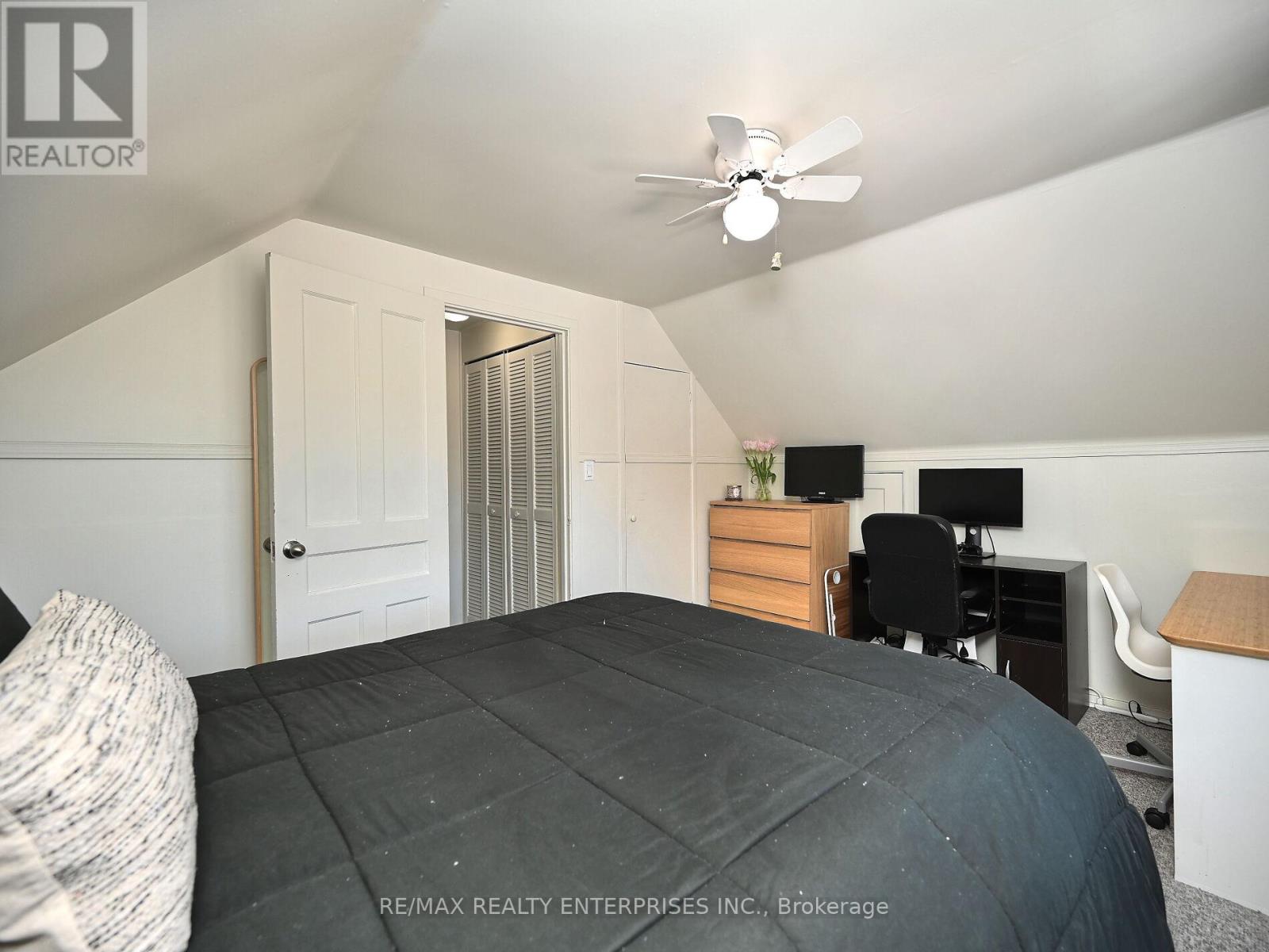 Photo 15 of 13 Avon Park Drive, Toronto ON