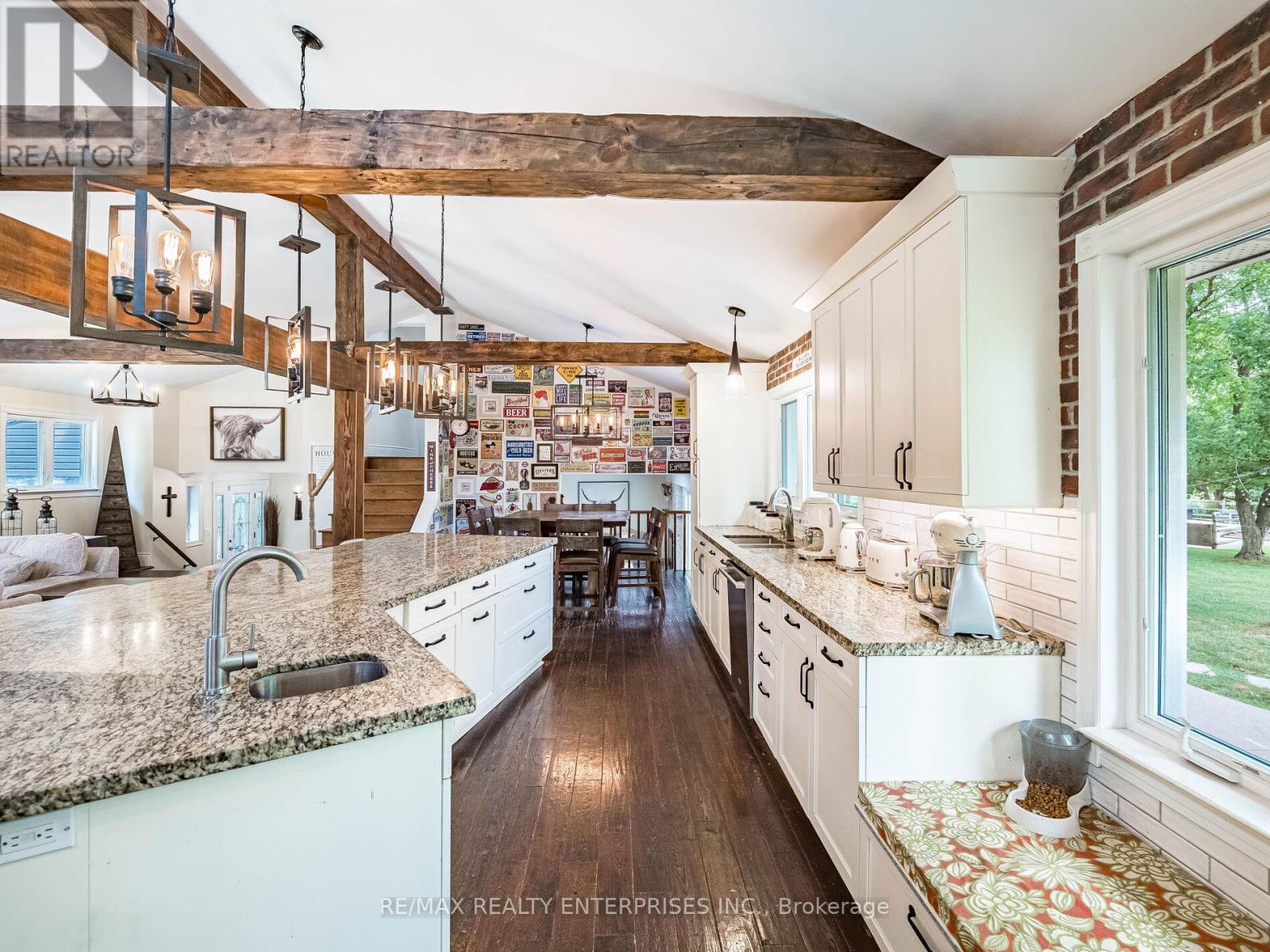 Photo 14 of 8375 Creditview Road, Brampton ON