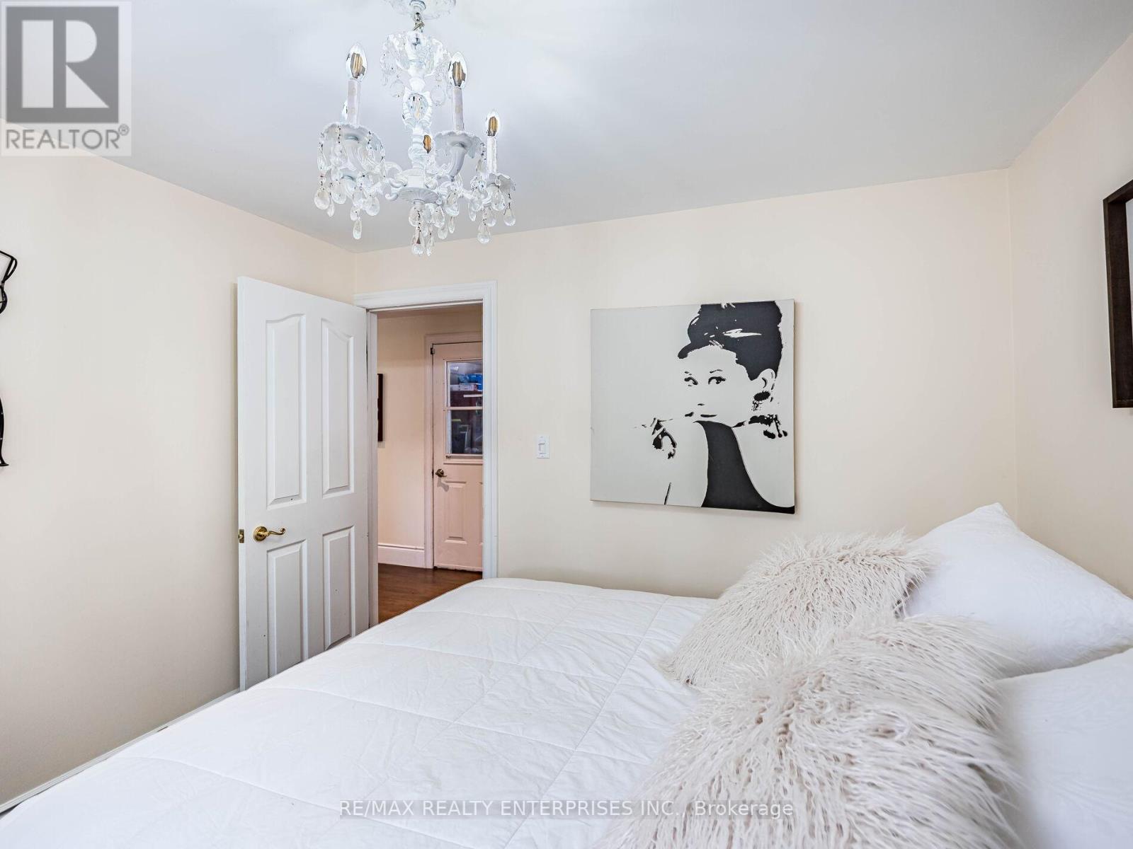 Photo 22 of 8375 Creditview Road, Brampton ON
