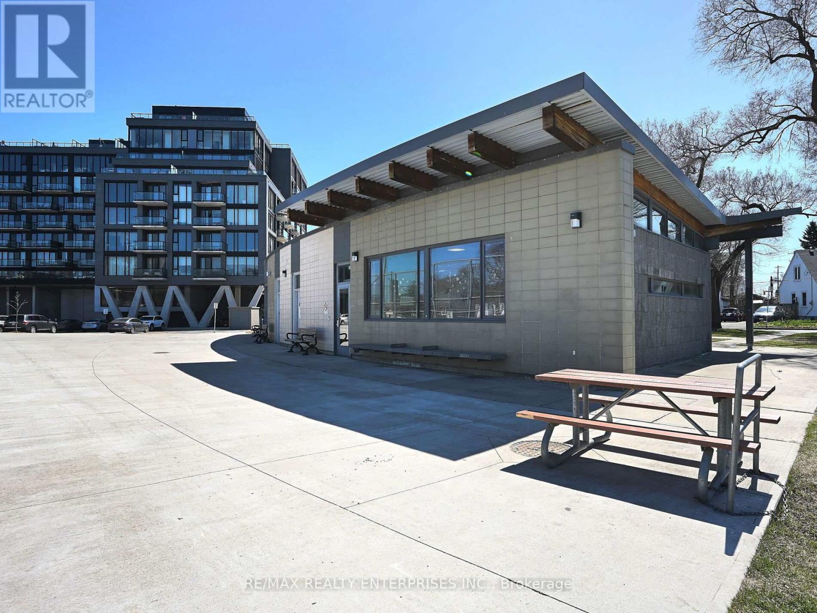 Photo 19 of 13 Avon Park Drive, Toronto ON