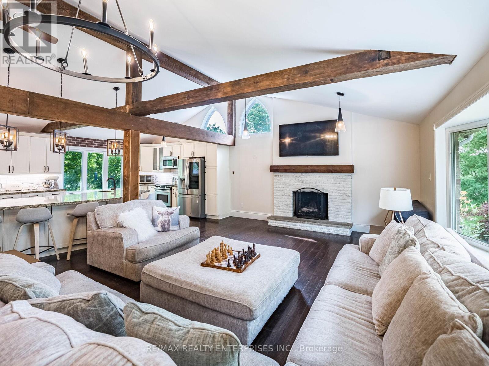 Photo 9 of 8375 Creditview Road, Brampton ON