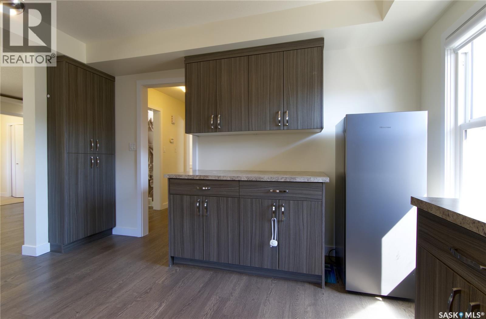 Photo 10 of 2475 Francis Street, Regina SK