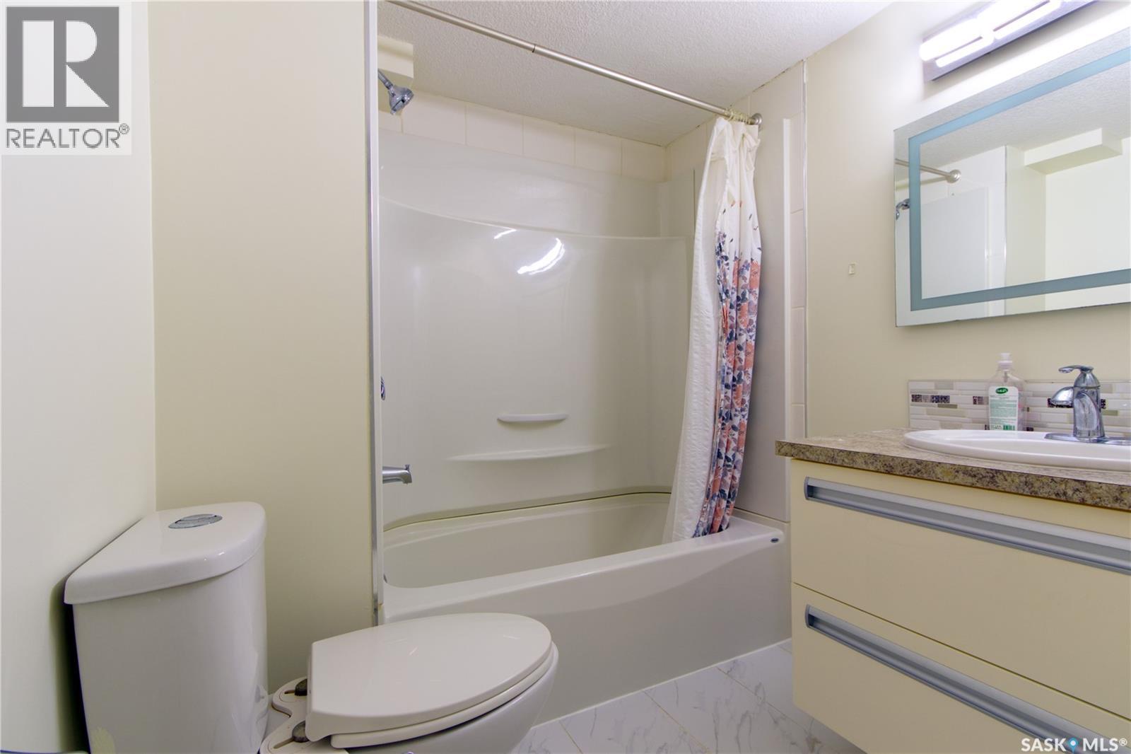 Photo 22 of 2475 Francis Street, Regina SK