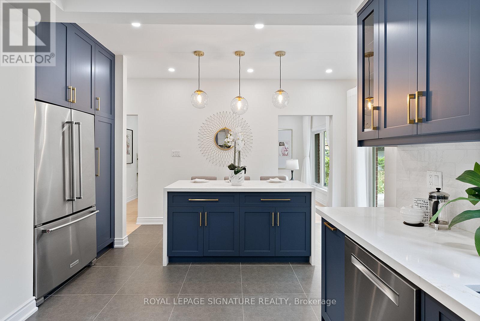 Photo 14 of 35 Mallory Avenue, Markham ON