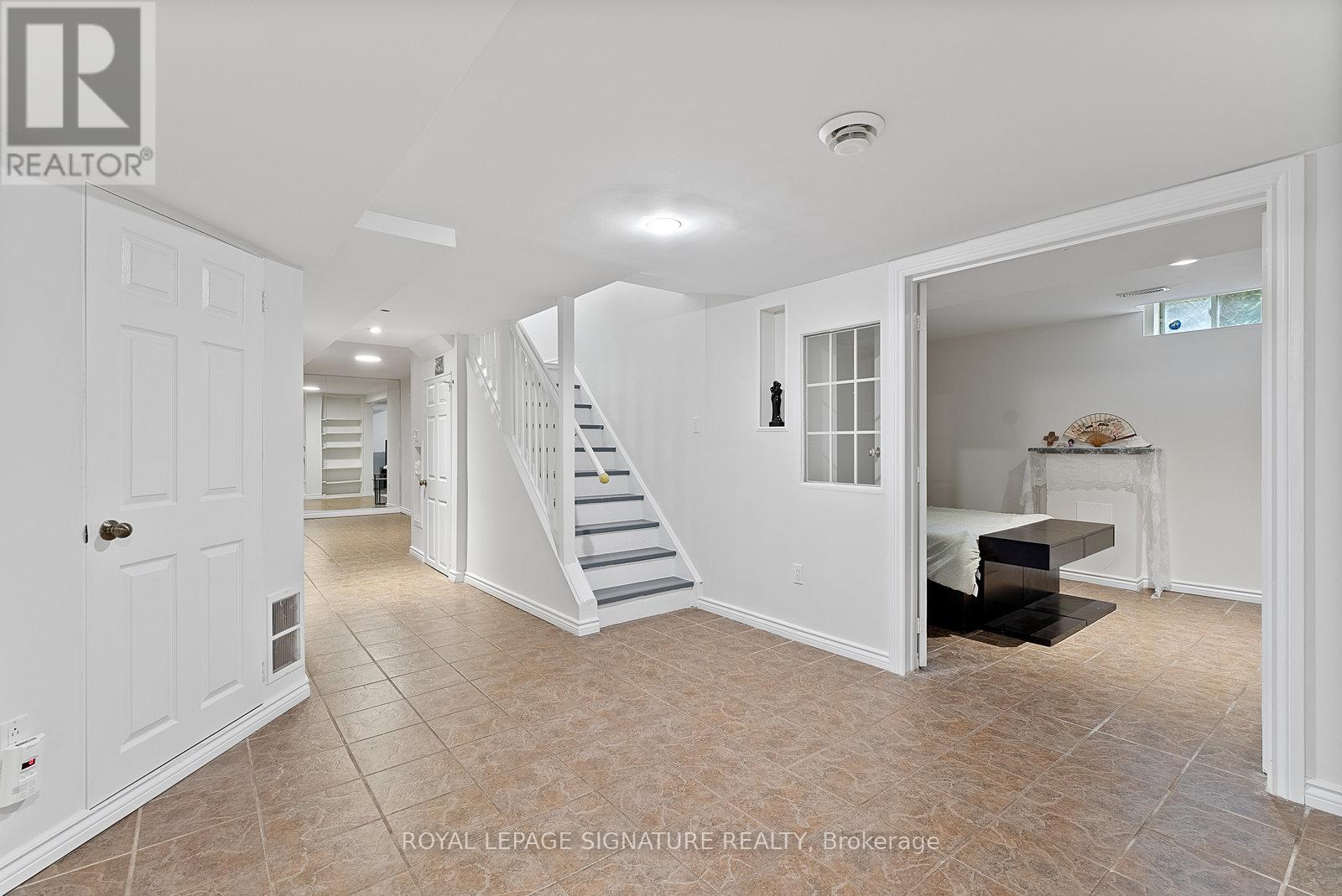 Photo 38 of 35 Mallory Avenue, Markham ON