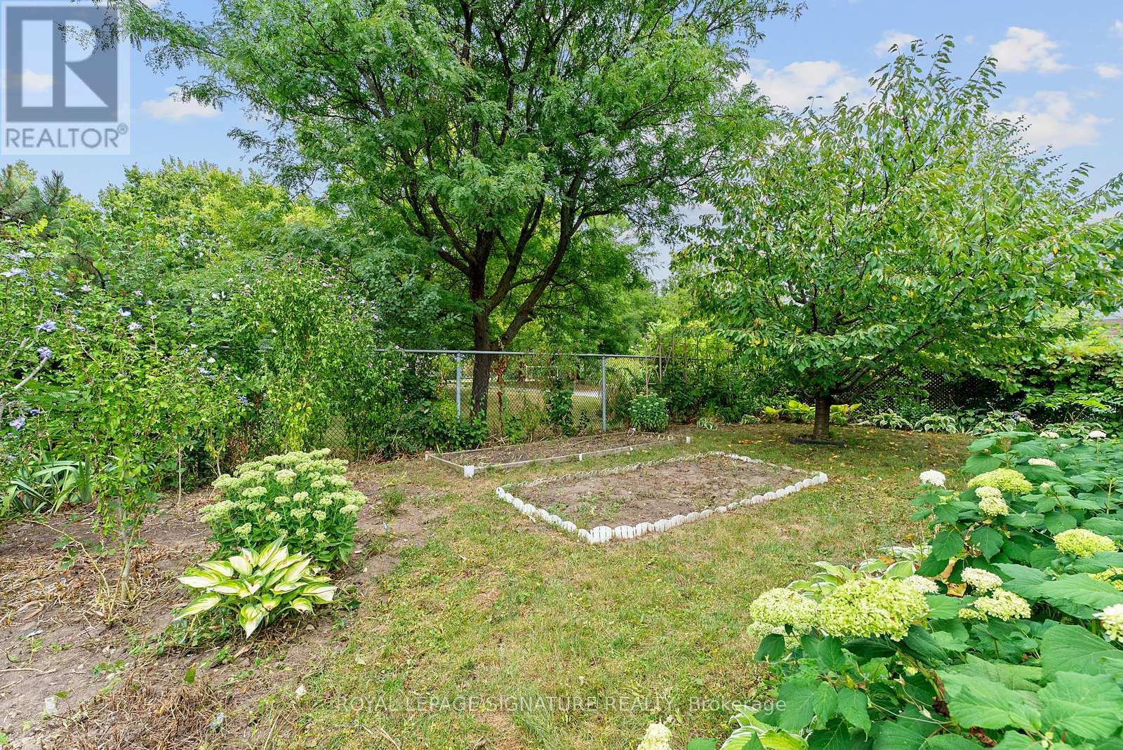 Photo 47 of 35 Mallory Avenue, Markham ON