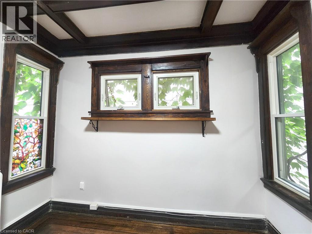 Photo 10 of 25 West Avenue S Unit A, Hamilton ON