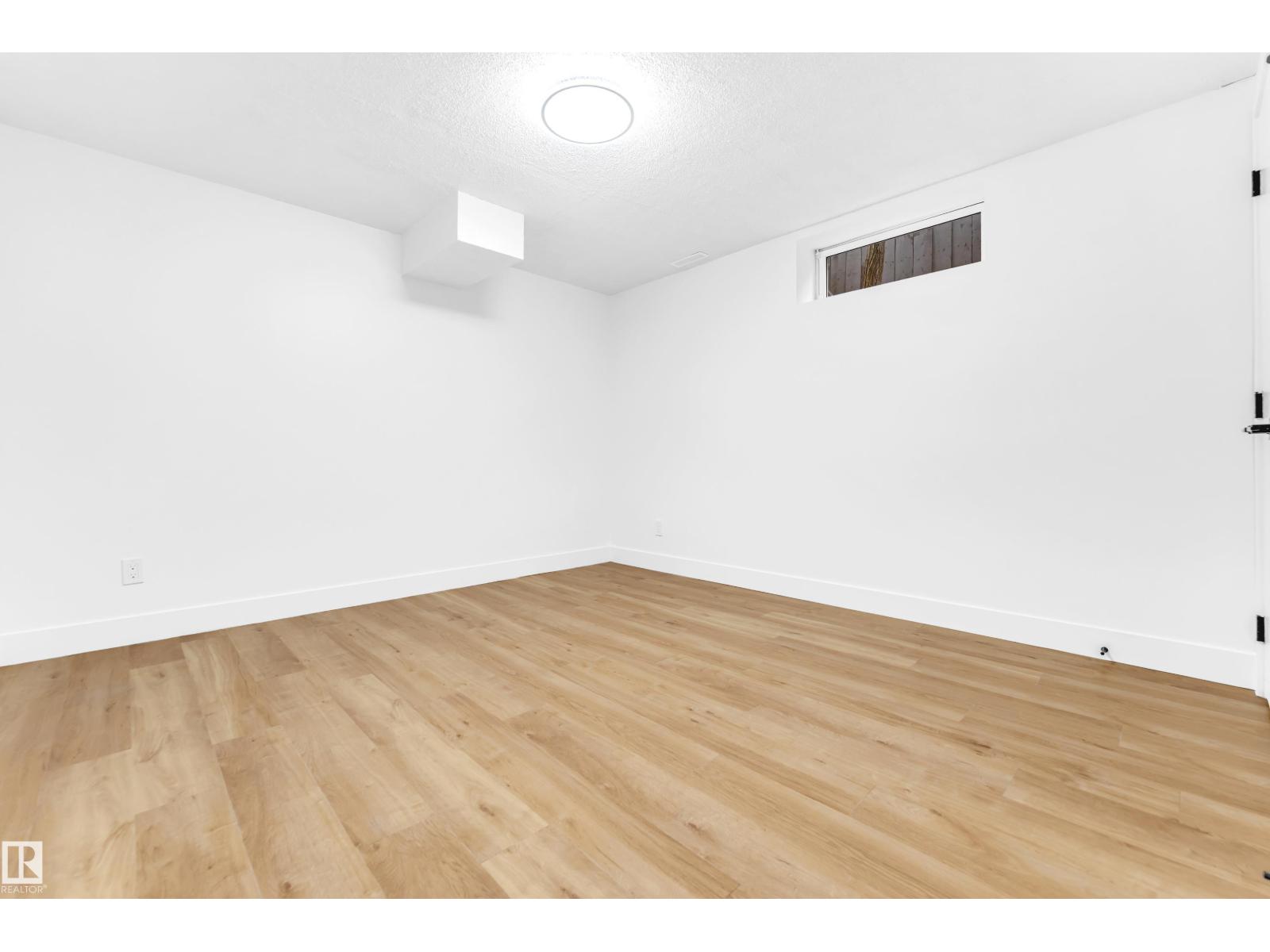 Photo 50 of 3508 84 St Nw, Edmonton AB