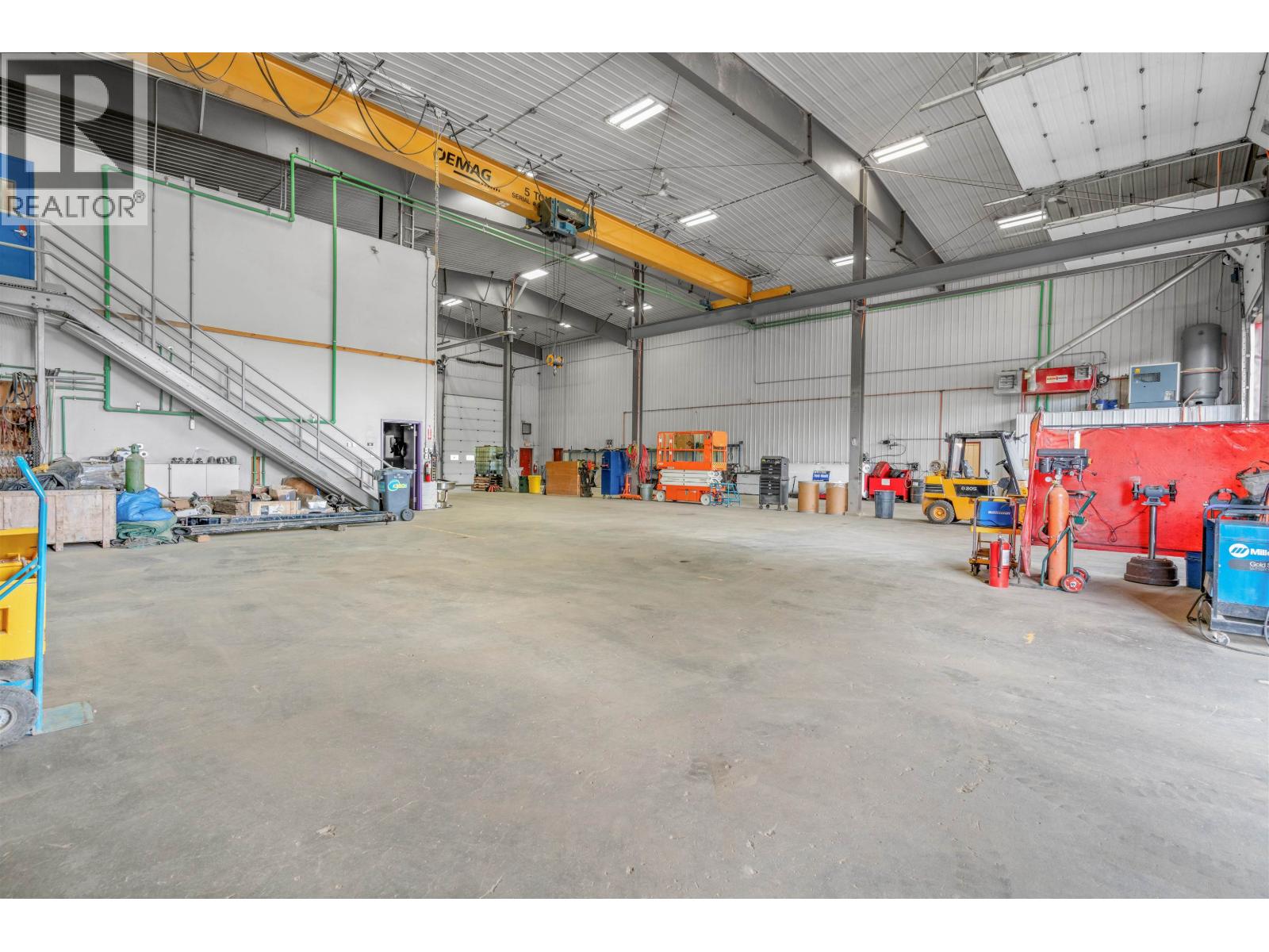 Photo 15 of 9064 Milwaukee Way, Prince George BC