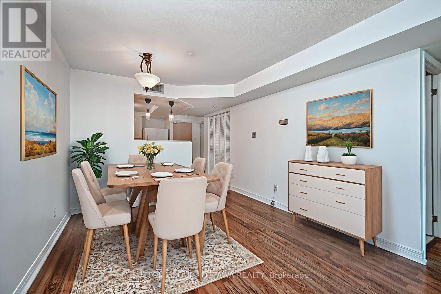 Photo 8 of 202 550 Cambridge Street S, Ottawa ON