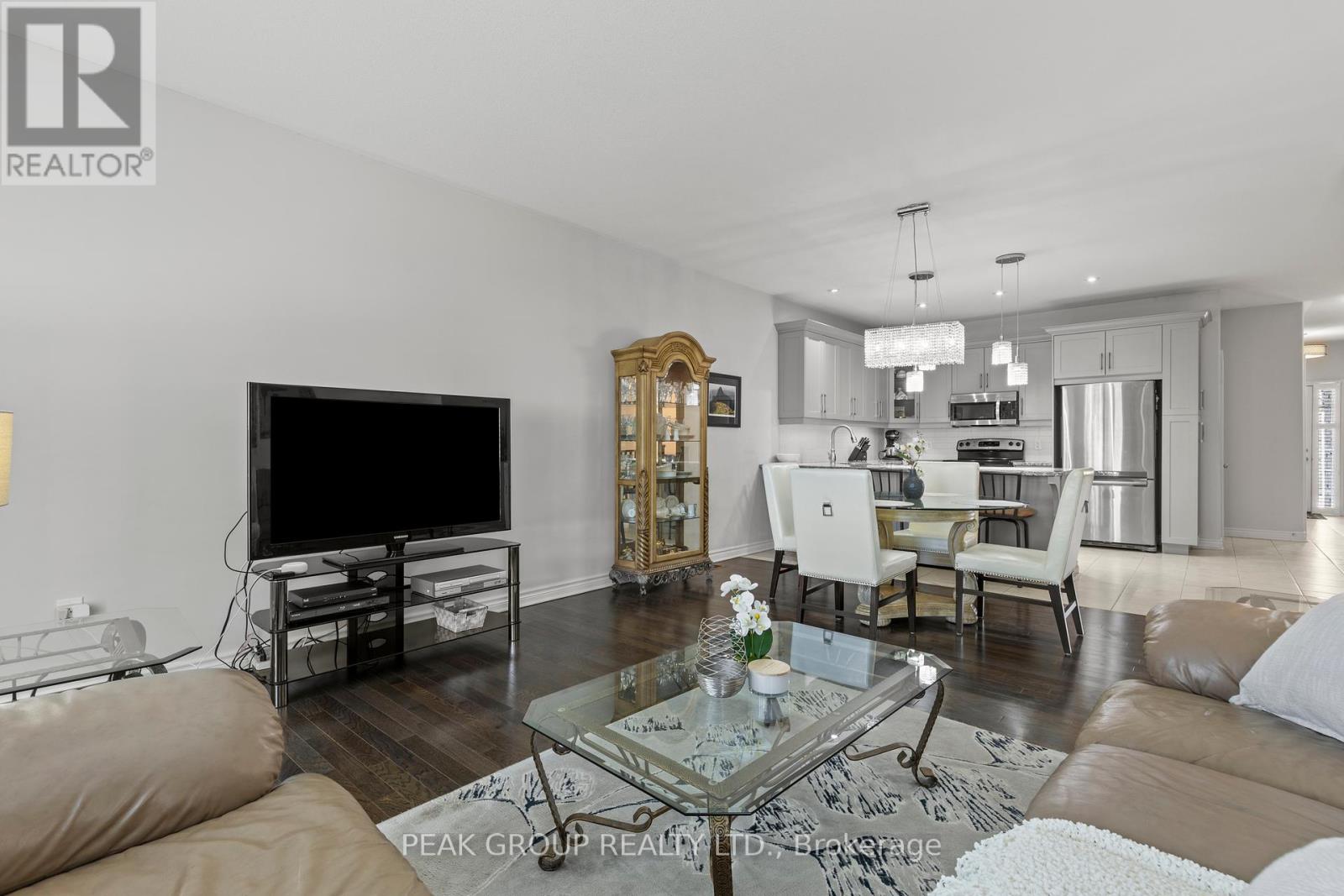 Photo 16 of 20 4399 Montrose Road, Niagara Falls ON
