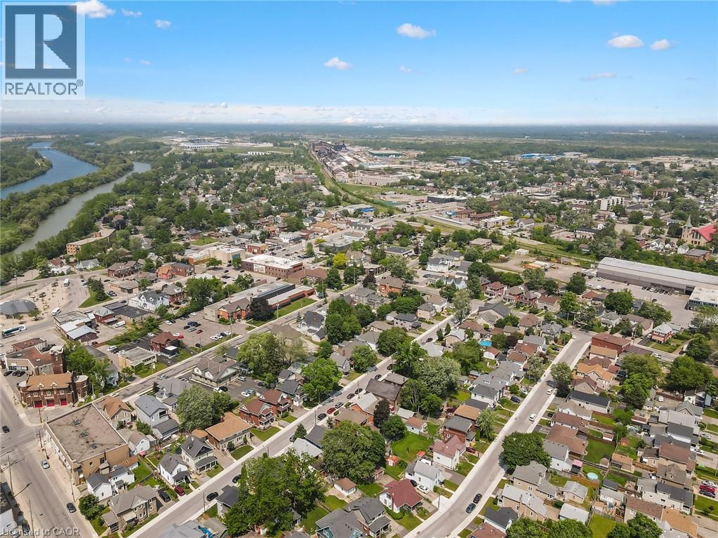 Photo 44 of 48 Grove Street, Welland ON