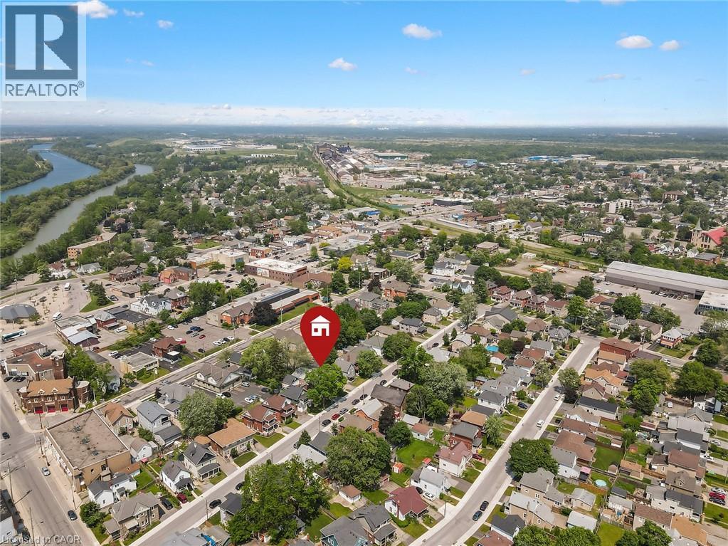 Photo 43 of 48 Grove Street, Welland ON