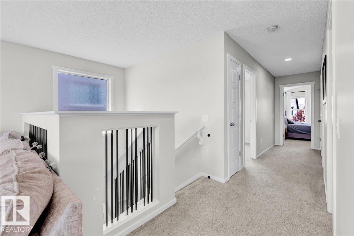 Photo 11 of 817 Eagleson Link Li Nw, Edmonton AB