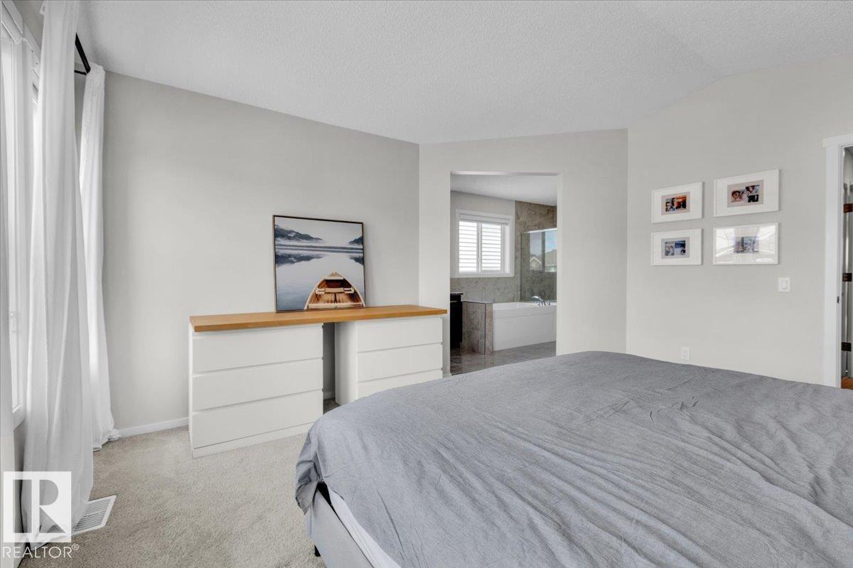Photo 23 of 817 Eagleson Link Li Nw, Edmonton AB