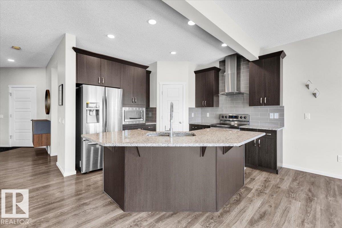 Photo 25 of 817 Eagleson Link Li Nw, Edmonton AB