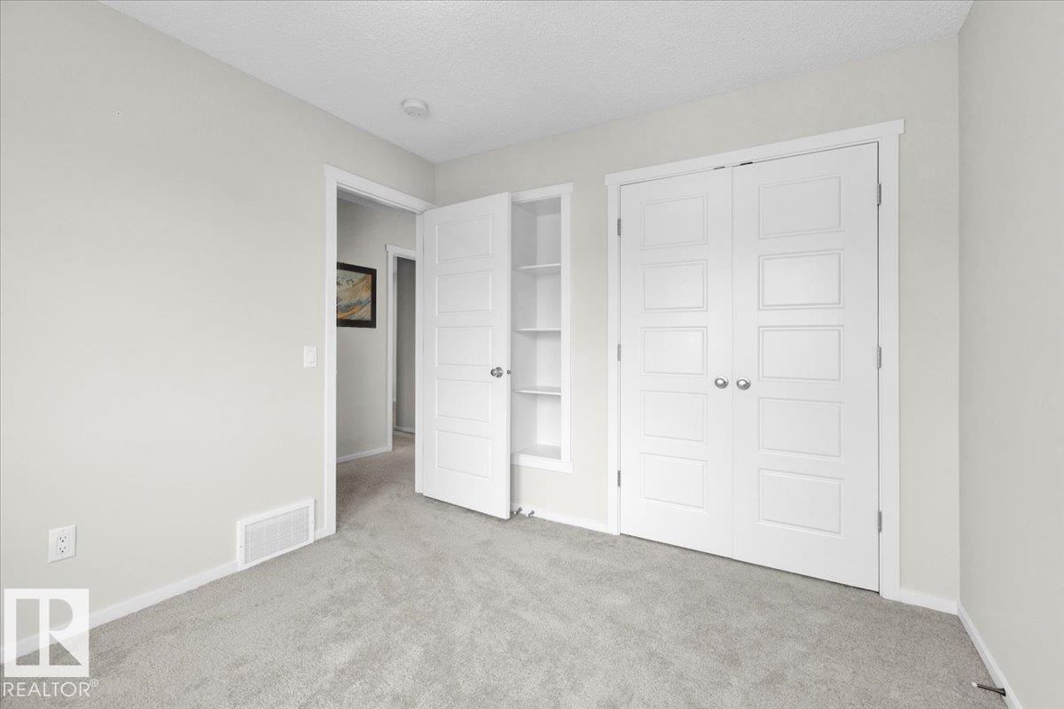 Photo 19 of 817 Eagleson Link Li Nw, Edmonton AB