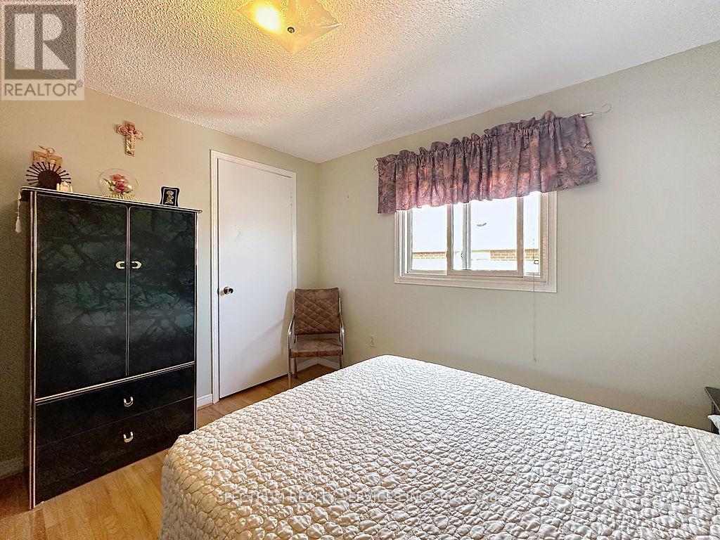 Photo 18 of 20 Terra Road, Vaughan ON