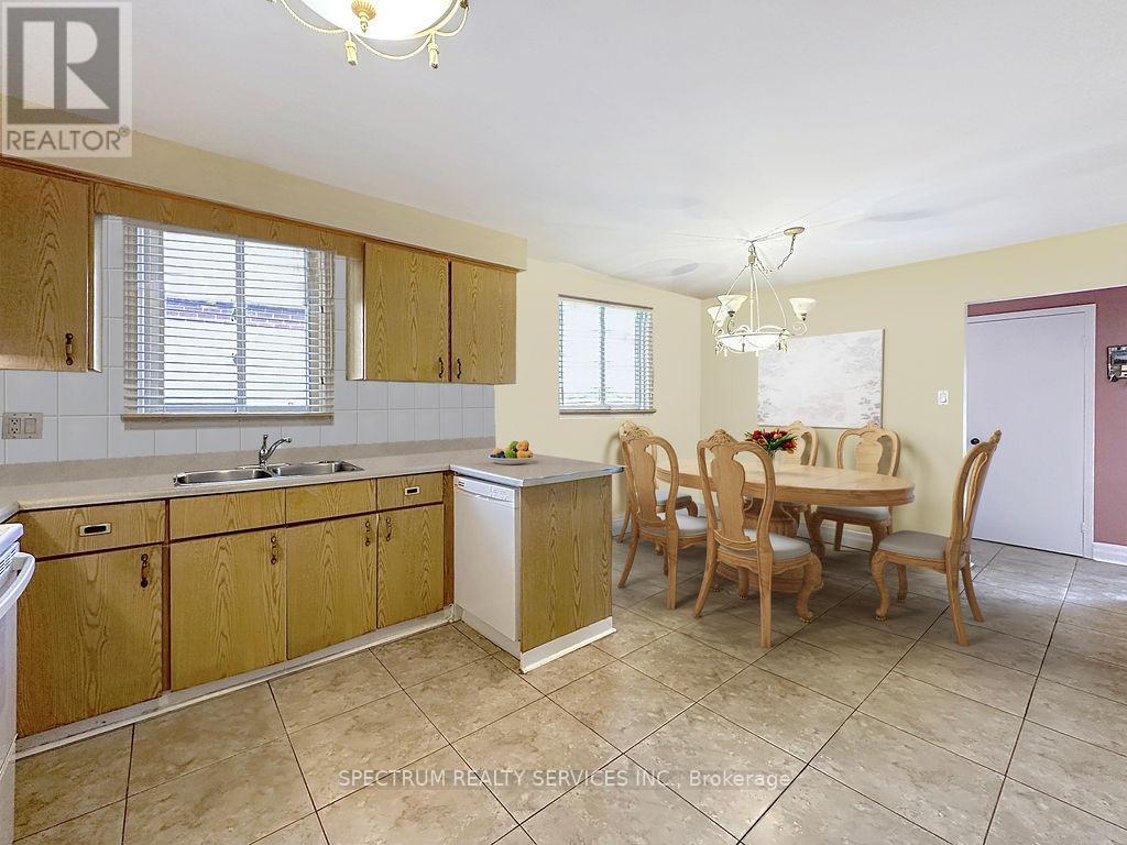 Photo 12 of 20 Terra Road, Vaughan ON