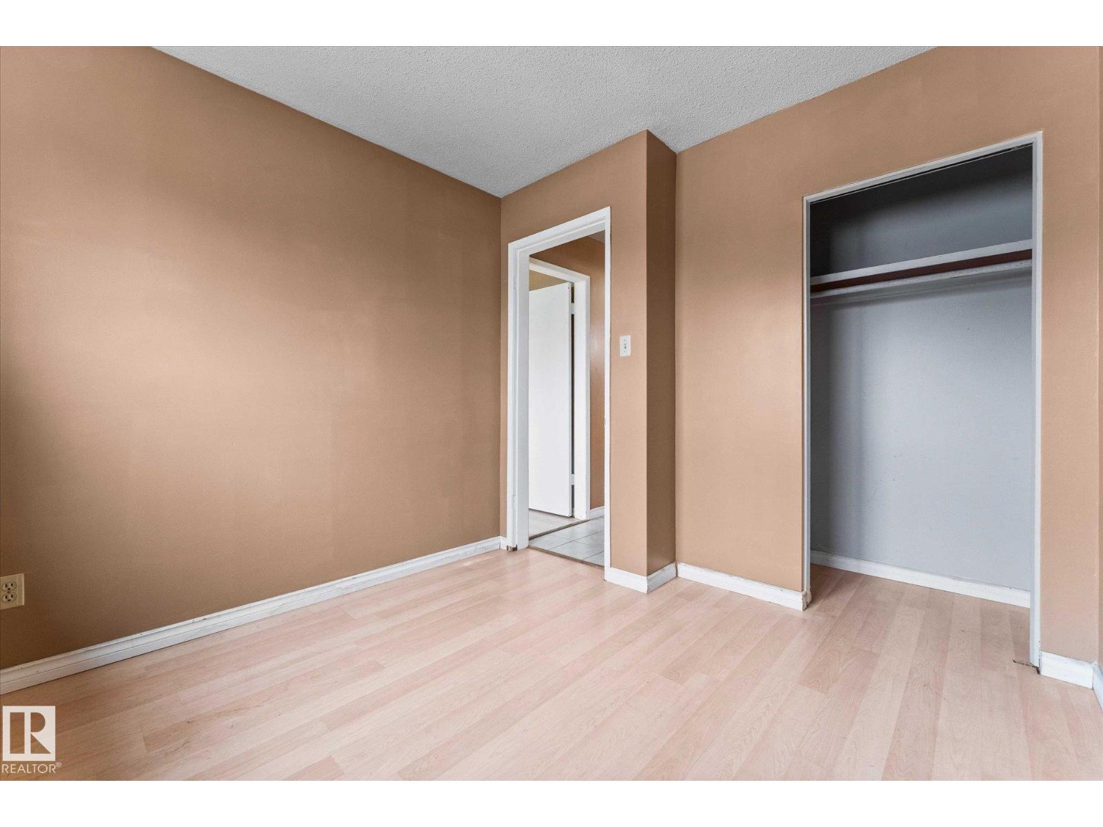 Photo 17 of 7311 7313 79 Av Nw, Edmonton AB