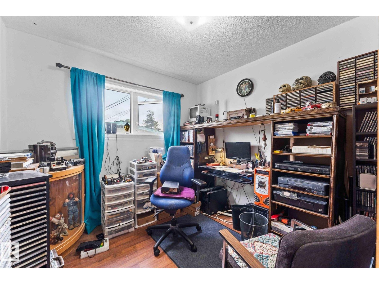 Photo 36 of 7311 7313 79 Av Nw, Edmonton AB