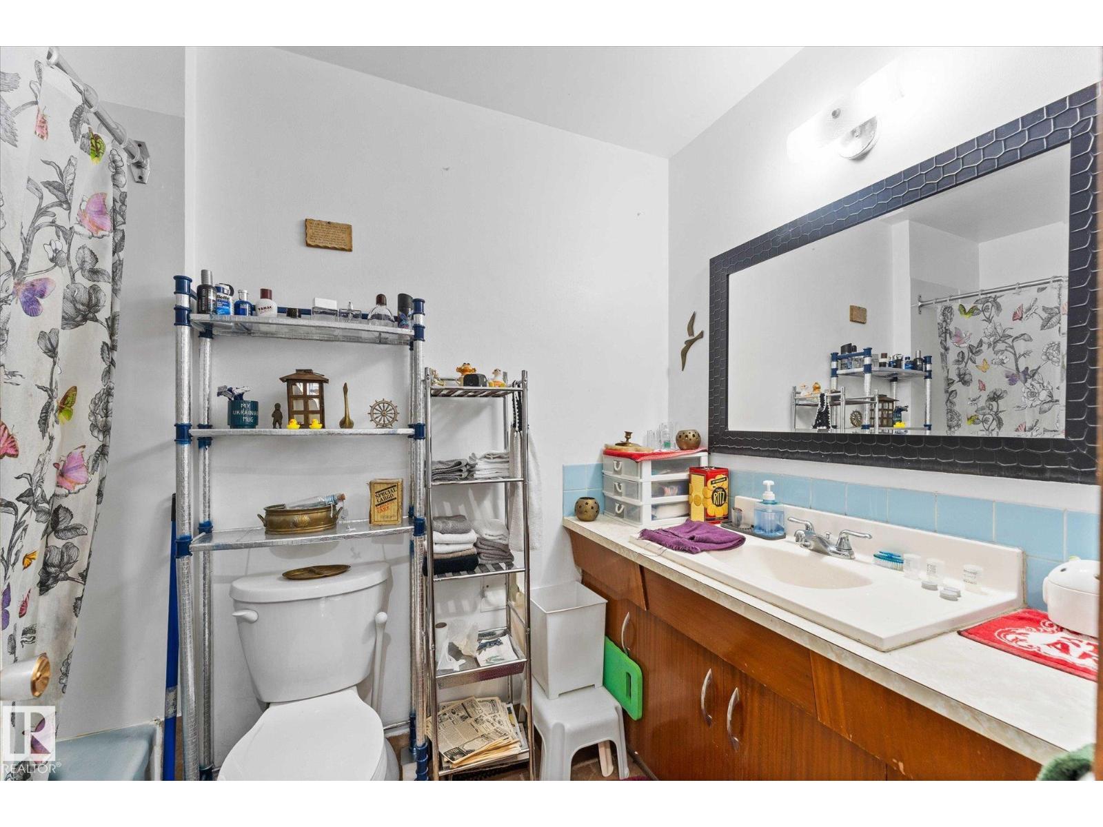 Photo 37 of 7311 7313 79 Av Nw, Edmonton AB