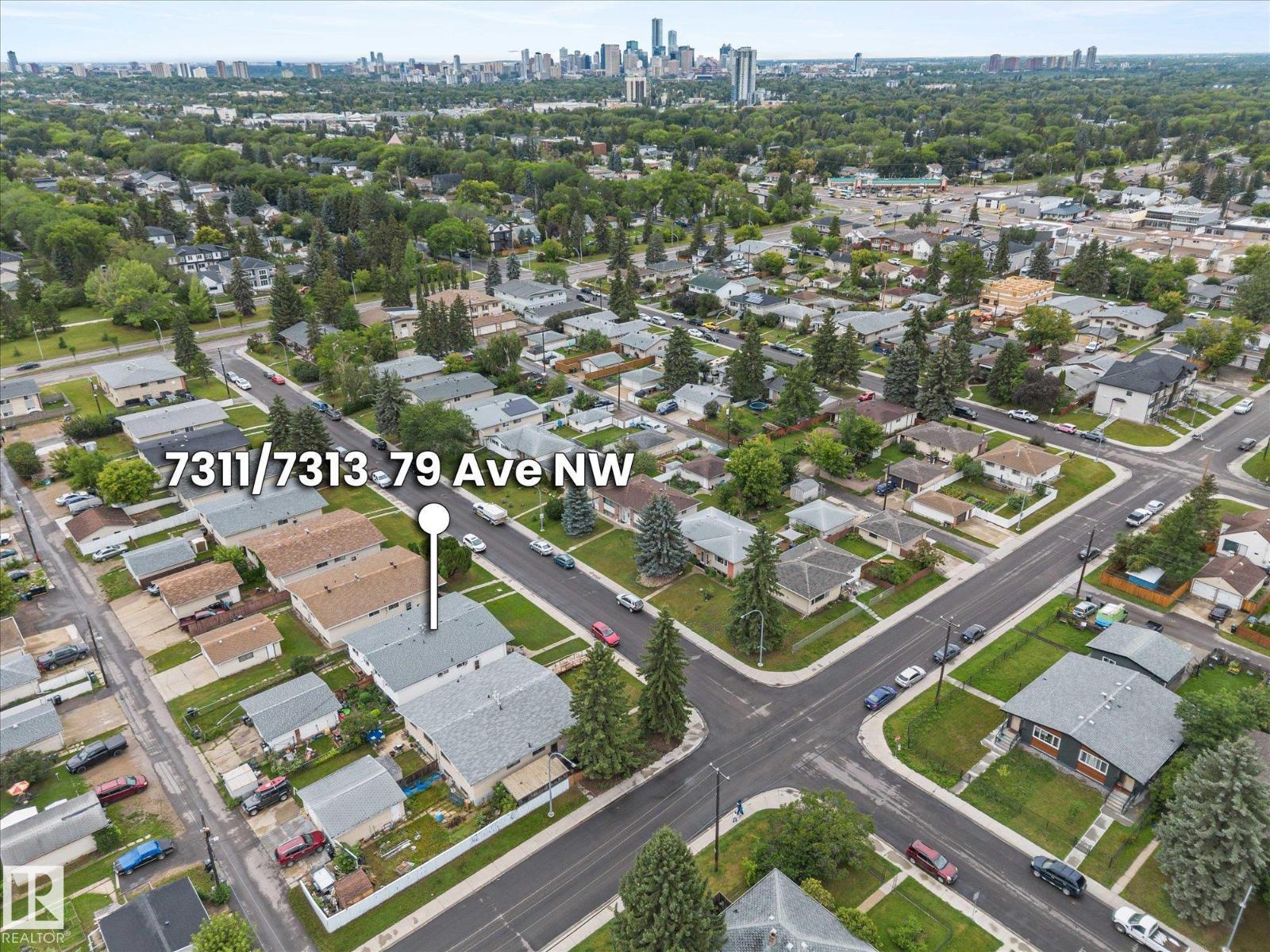 Photo 4 of 7311 7313 79 Av Nw, Edmonton AB
