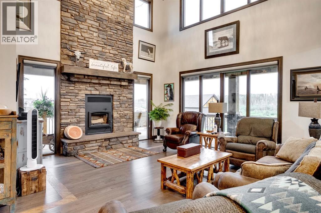 Photo 38 of 205 Weiss Drive, Saprae Creek AB