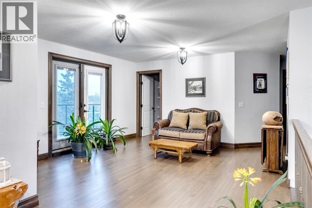 Photo 8 of 205 Weiss Drive, Saprae Creek AB