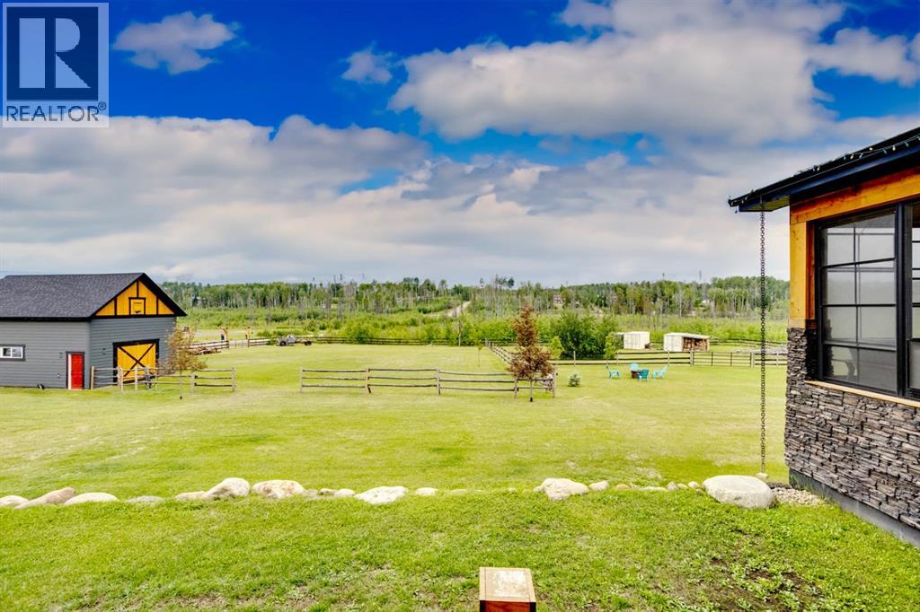 Photo 34 of 205 Weiss Drive, Saprae Creek AB