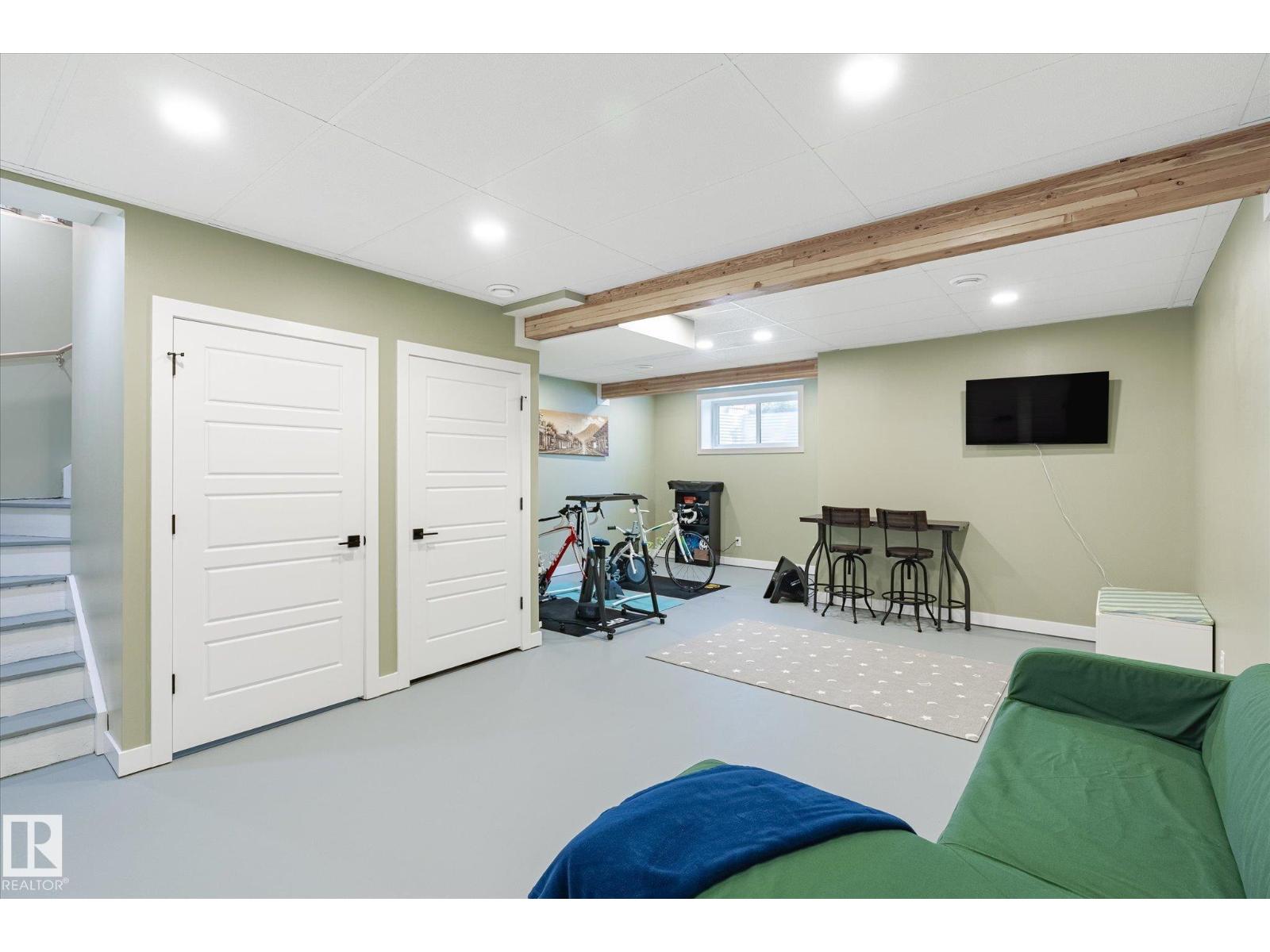Photo 11 of 531 Kleins Cr, Leduc AB