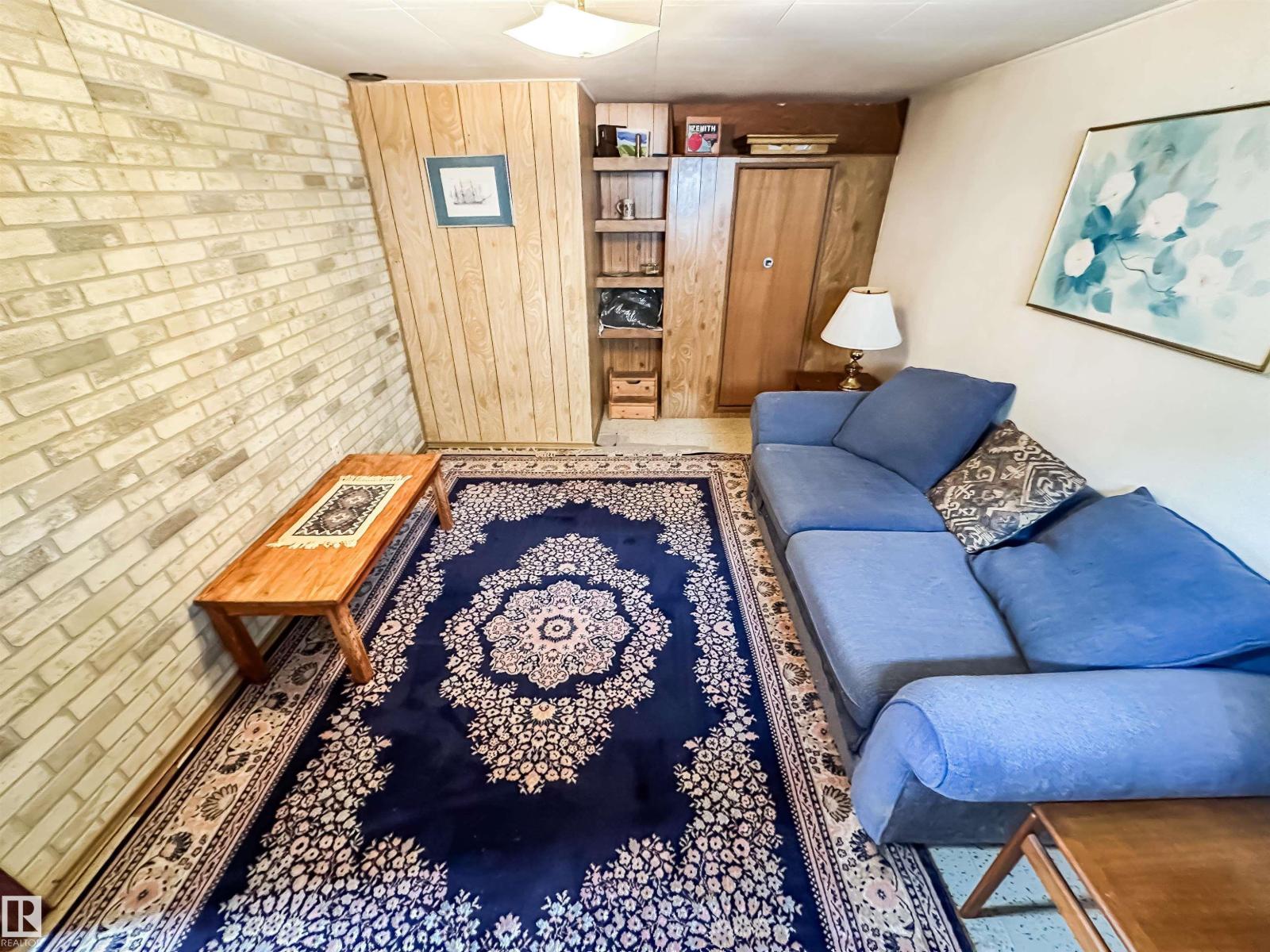 Photo 17 of 10556 162 St Nw, Edmonton AB