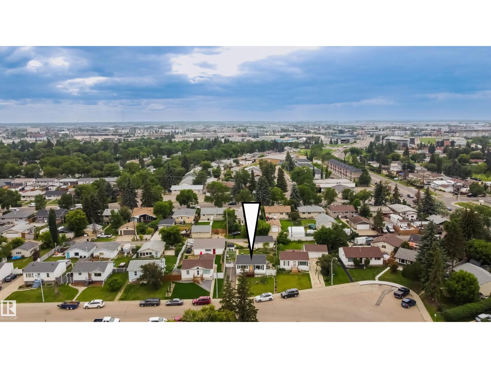 Photo 23 of 10556 162 St Nw, Edmonton AB