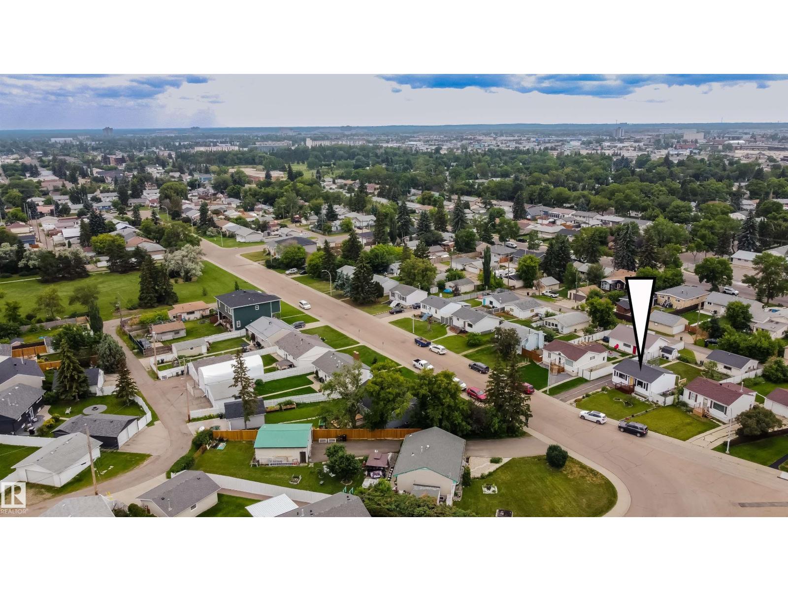 Photo 41 of 10556 162 St Nw, Edmonton AB