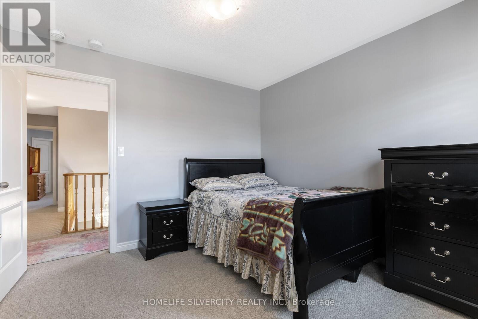 Photo 28 of 411 Windfields Farm Drive W, Oshawa ON